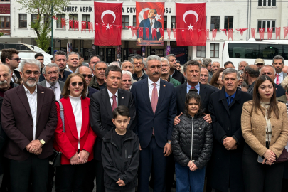 CHP’den Bursa’da 23 Nisan töreni: "Amacımız, hiçbir çocuğun yatağa aç girmediği Türkiye'yi yeniden inşa etmektir"