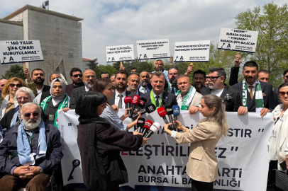 Anahtar Parti Bursa: "Önce arsalarımızı, şimdi hastanelerimizi satıyorlar"