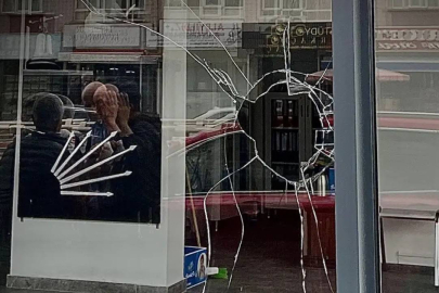 CHP Keçiören İlçe Başkanlığı'na taşlı saldırı