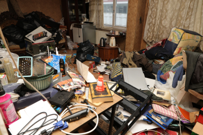 Osmangazi'de çöp evden 1 kamyon atık çıktı