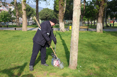 Osmangazi’de parklar her gün temizleniyor