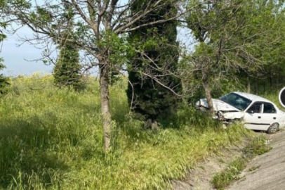 Bursa-Balıkesir kara yolunda tek araçlı kaza: 2 yaralı