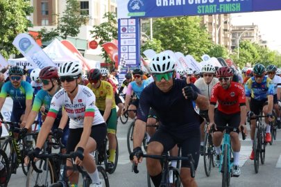 Granfondo Bursa 2026'da pedallar kadınlar için döndü