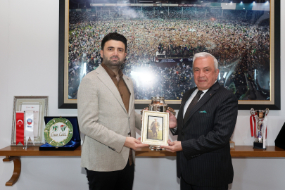 Başkan Şadi Özdemir’den Bursaspor’a tebrik ziyareti