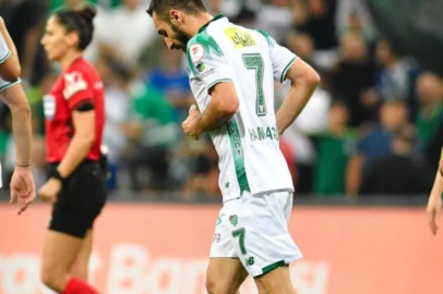 Bursaspor'da Hamza Gür ile yollar ayrıldı