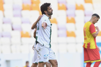 Bursaspor'da kaptan ile yollar ayrıldı