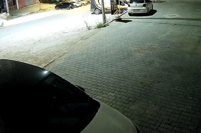 Bursa'da uyuyakalan sürücü park halindeki araçlara daldı
