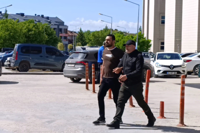 Bursa'da eski eşinin evine molotofkokteyli atan şahıs yakalandı