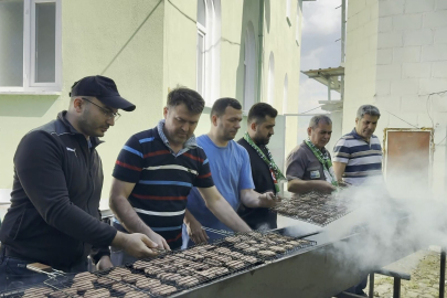 Bursa'nın bu köyünde herkesin kurbanı aynı sofrada buluşuyor
