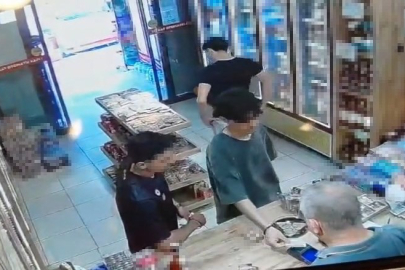 Bursa'da kayıp kredi kartıyla alışveriş yaptılar, kameraya yakalandılar