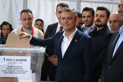 CHP'de kurultay için yeterli imza sayısına ulaşıldı
