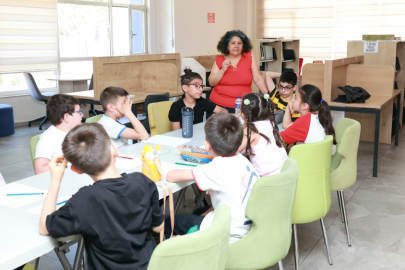 Osmangazi'de Küçük Yazarlar Atölyesi geleceğin yazarlarını yetiştiriyor