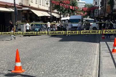 Diyarbakır'da Koç Holding bünyesindeki Yapı Kredi şubesine silahlı saldırı: Kepenklerine ateş edildi