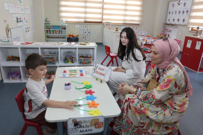 Osmangazi'de kreş öğrencileri ailelerine gurur verici anlar yaşattı
