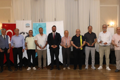 24. Nilüfer Uluslararası Spor Şenlikleri'nde emeği geçenlere teşekkür plaketi