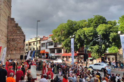Fethin 700. yılında mehter sesleri Saltanat Kapı'dan yükseldi
