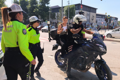 Bursa'da kimliğini evde unutan öğrencinin imdadına polis yetişti