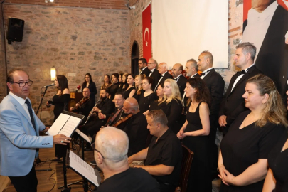 Osmangazi'de şarkılar Babalar Günü için seslendirildi