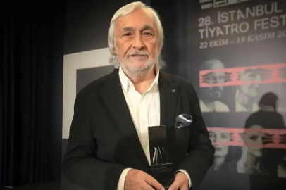 Usta tiyatrocu Müjdat Gezen'e 'Müslümanlara hakaret' davasında hapis cezası