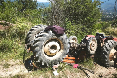 Bursa'da traktörün altında kalan sürücü hayatını kaybetti