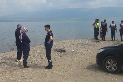 İznik Gölü'nde kaybolan iki gencin cansız bedenine ulaşıldı