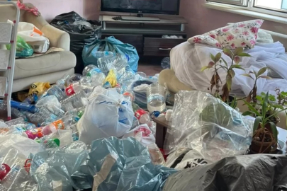 Osmangazi’de çöp evden 2,5 ton geri dönüşüm atığı çıkarıldı