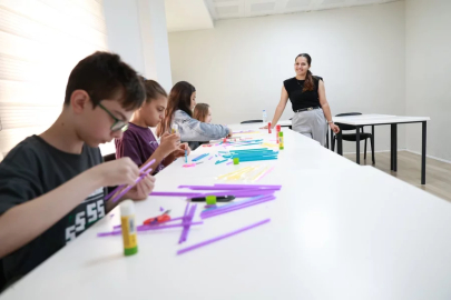 Osmangazi'de minikler atıkları sanata dönüştürdü