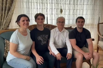 LGS'de 500 tam puan alan Göktuğ Kavzoğlu Bursa'nın gururu oldu