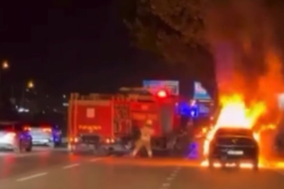 Bursa'da seyir halindeki otomobil alev topuna döndü