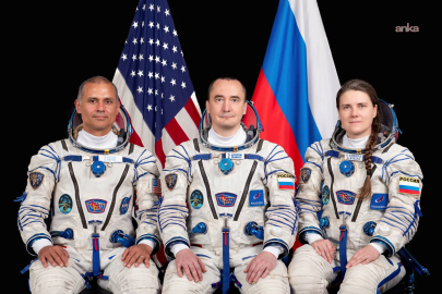 ABD'li astronot ve Rus kozmonotlar uzay istasyonuna ulaştı