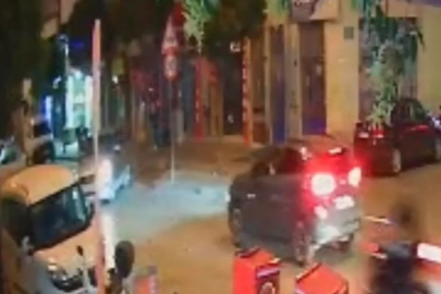 Bursa'da park yerinden çıkan otomobile çarpan motosikletli yaralandı