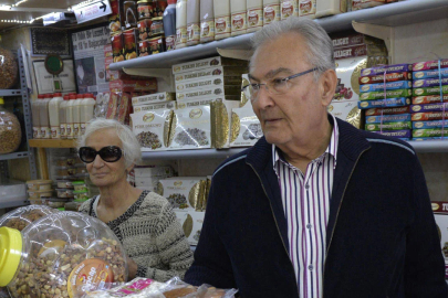 Deniz Baykal'ın eşi Olcay Baykal yaşamını yitirdi