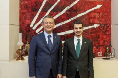 Özgür Özel'den Hüseyin Can Güner'e ziyaret: "Alnımız açık, başımız dik"