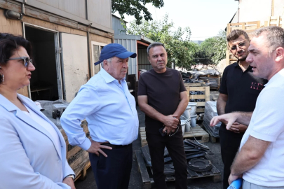 Başkan Şadi Özdemir mahallelerdeki sorunları yerinde inceledi
