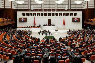 Meclis'te yeni oturma düzeni: CHP'liler DEM ile MHP arasında oturacak