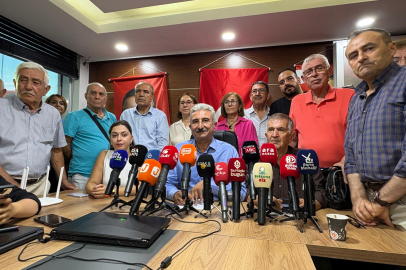 Bursa’da 17 ilçe toplu istifa edip YENİ Parti’ye geçti