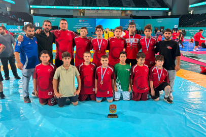Osmangazi Belediyespor uluslararası turnuvada 5 madalya kazandı