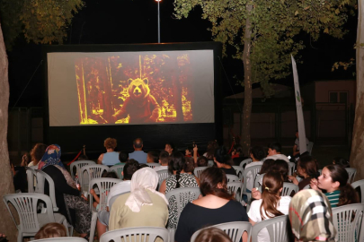 Osmangazi’de yazlık sinema çocukları buluşturdu