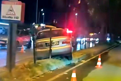İnegöl'de kontrolden çıkan otomobil orta refüje çıktı