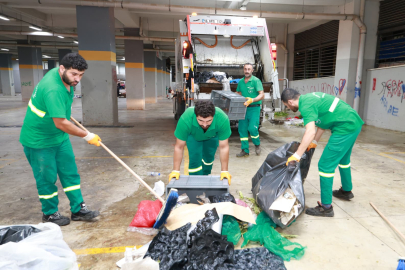 Osmangazi Belediyesi pazarlardan aylık 600 ton atık topluyor