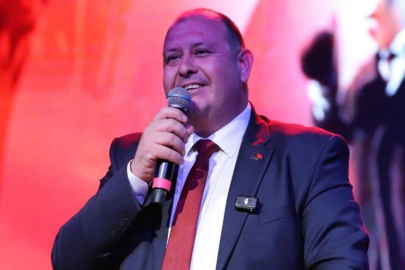 Menderes Belediye Başkanı İlkay Çiçek, CHP'den istifa etti