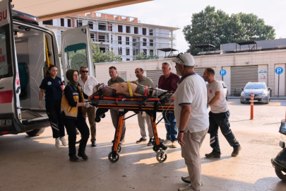 Bursa'da traktör 50 metrelik uçuruma yuvarlandı: Sürücü ağır yaralı