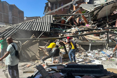 Kolombiya'da deprem: Hayatını kaybedenelerin sayısı yükseliyor