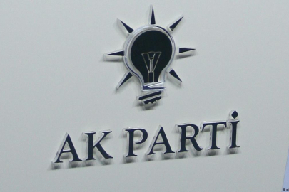 AKP’ye 3 milletvekili ve 3 belediye başkanı katılıyor