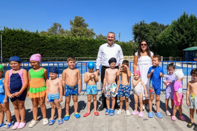 Osmangazi'de minik yüzücüler sertifikalarına kavuştu