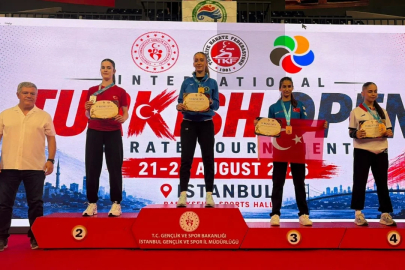 Bursa Büyükşehir Belediyespor Kulübü sporcusu Naz Kayadere'den altın madalya