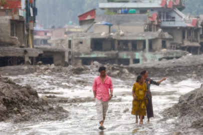 Nepal'daki sel felaketinde can kaybı giderek artıyor