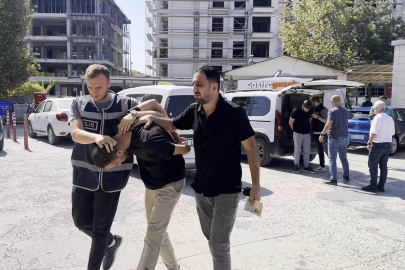 Bursa'da yaşlı kadını polis kılığında dolandıranlar tutuklandı