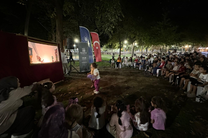 Bursa’da Karagöz ve kukla rüzgârı esti