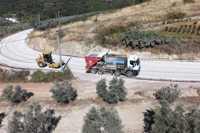 Bursa Büyükşehir Kestel'de 4 mahallenin yollarını yeniledi